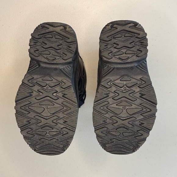 Columbia Big Kids' Bugaboot™ Celsius Boot (LIKE NEW - USED 1 WEEKEND) - Picture 5 of 5